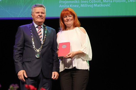 ZLATE PETICE 99z26 FOTO LJUBO VUKELIČ